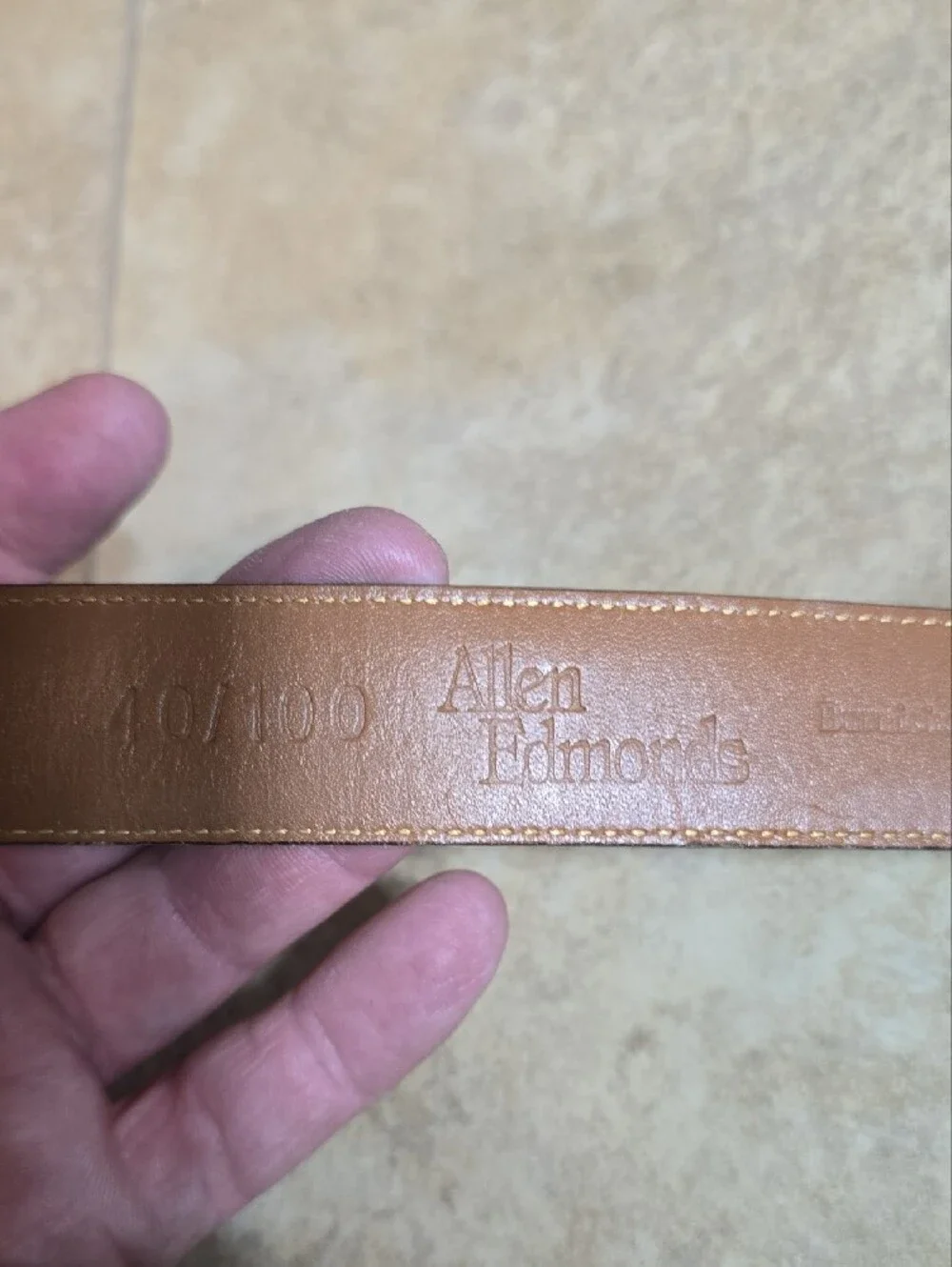 Allen Edmonds Mens Chili Leather Belt with Gold Buckle Size 40